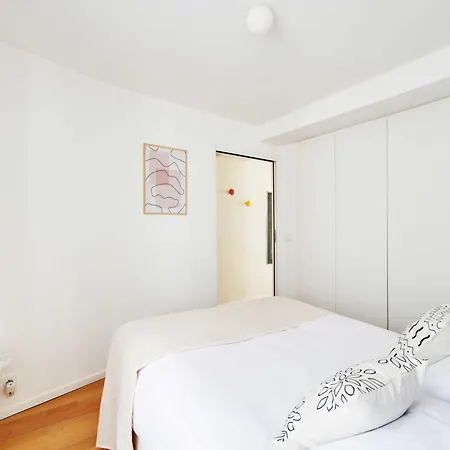 Modern 2br 4p - Sentier