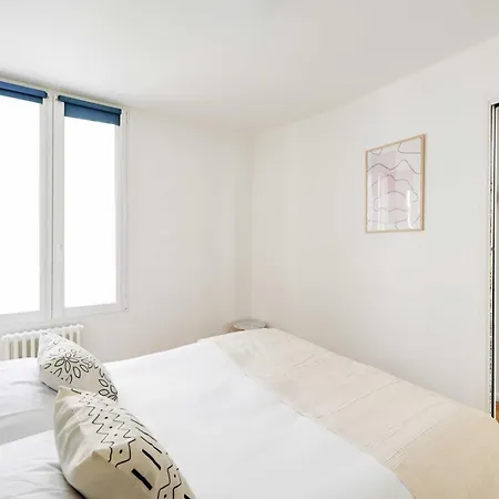 Modern 2br 4p - Sentier *
