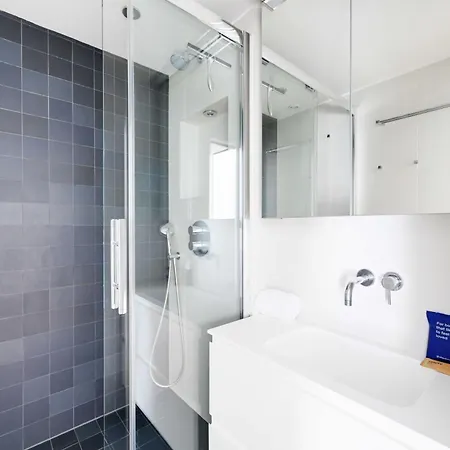 Modern 2br 4p - Sentier Appartement *